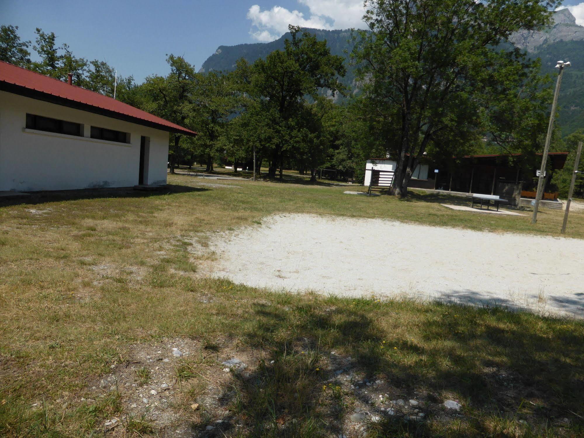 Camping L'Ecureuil - Mont-Blanc Village Domancy Zewnętrze zdjęcie