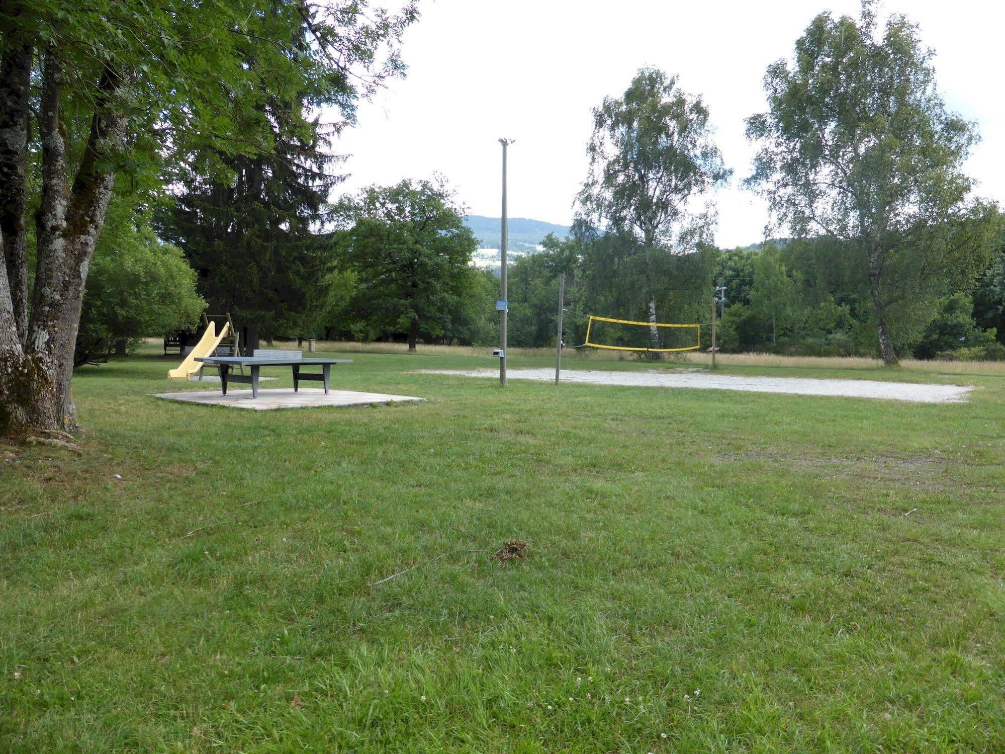Camping L'Ecureuil - Mont-Blanc Village Domancy Zewnętrze zdjęcie